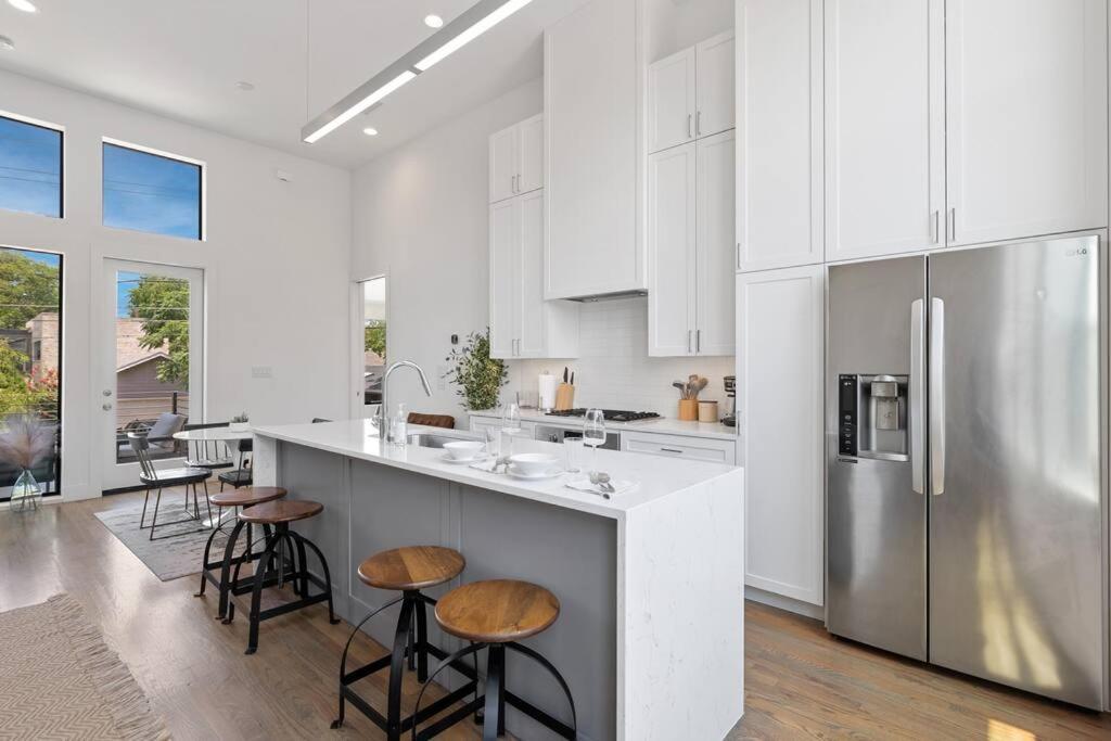 דאלאס Beautiful Perfectly Located Luxury 2 Bed Townhome מראה חיצוני תמונה